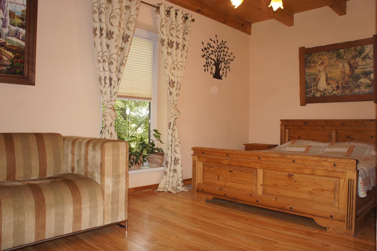 Hôtel Usadba Bogach à Kobryn Extérieur photo