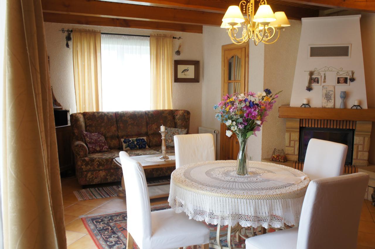 Hôtel Usadba Bogach à Kobryn Extérieur photo