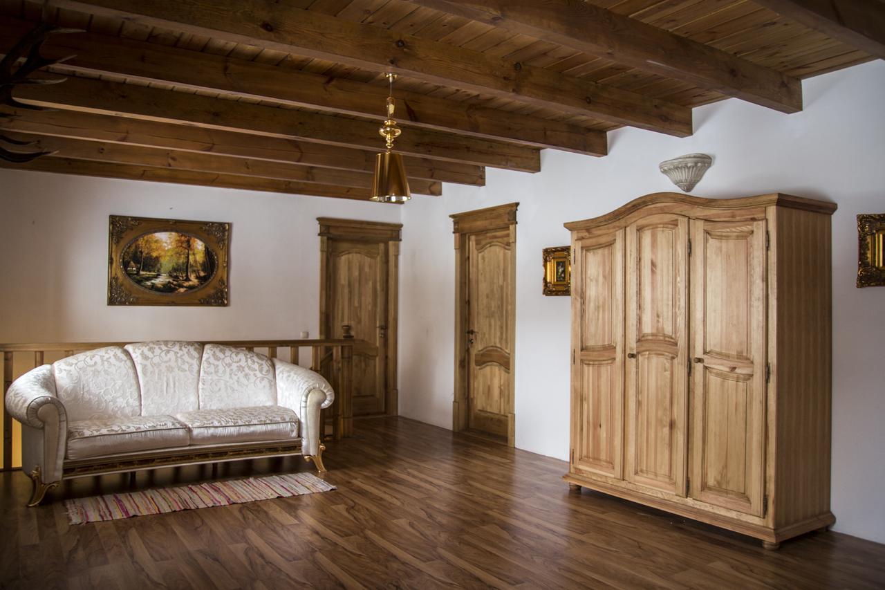 Hôtel Usadba Bogach à Kobryn Extérieur photo